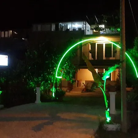 Apartament Rose *